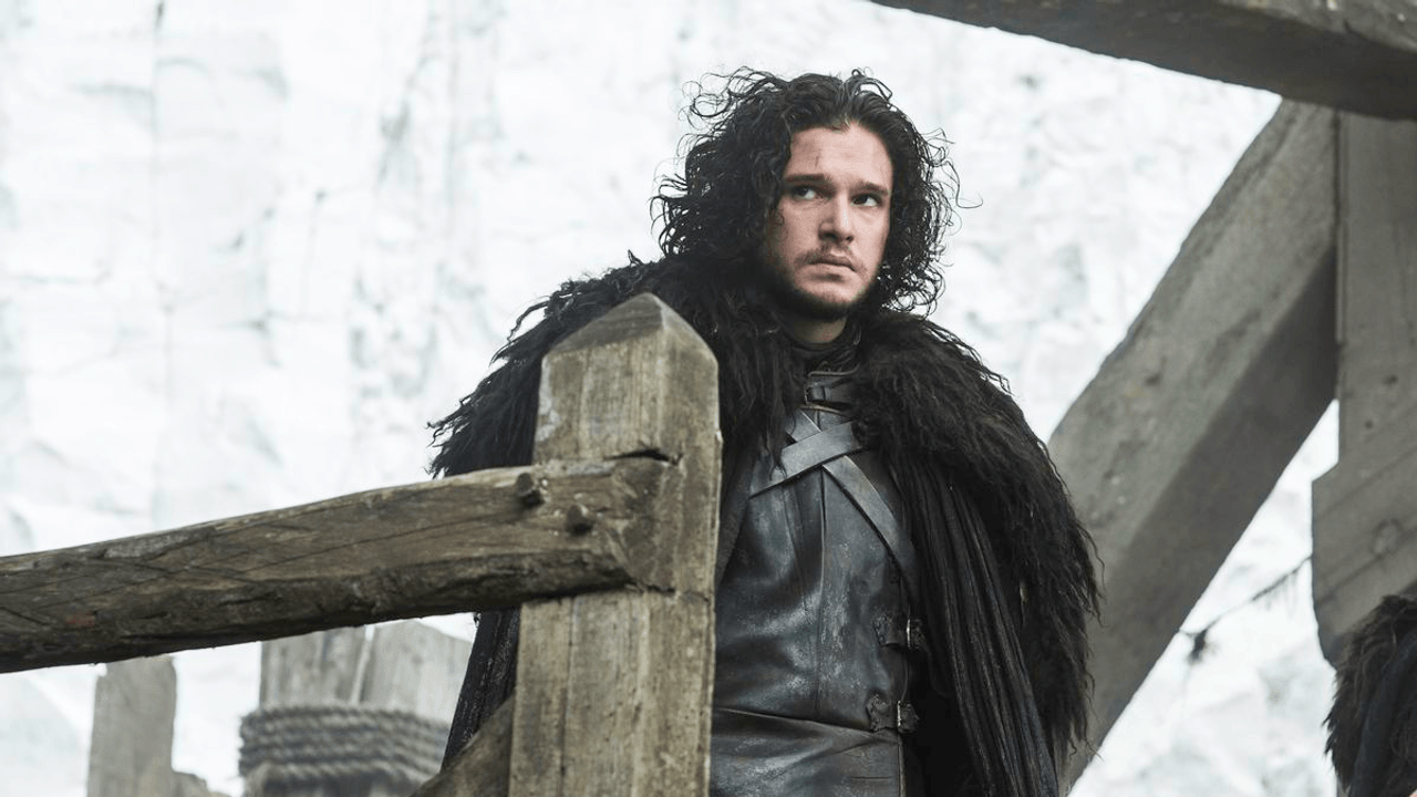 Game of Thrones S5E3 "High Sparrow" episode guide featuring a stern robed leader in a stone hall surrounded by armored guards and tense nobles.
